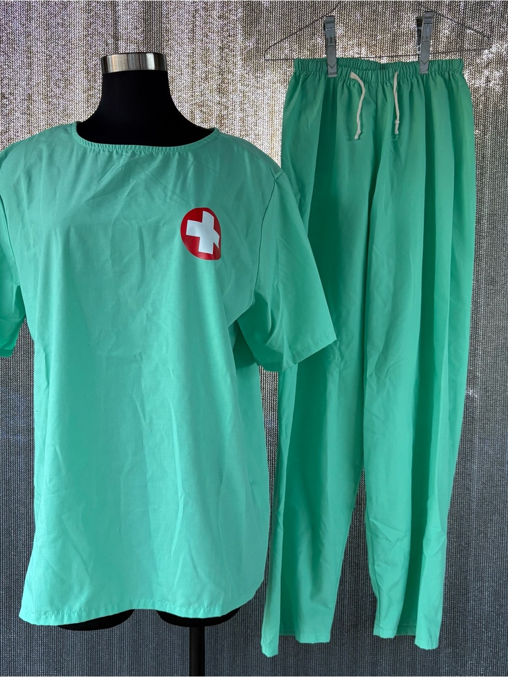 Spirit Halloween Green Doctor Scrubs Costume Adult Size S/M